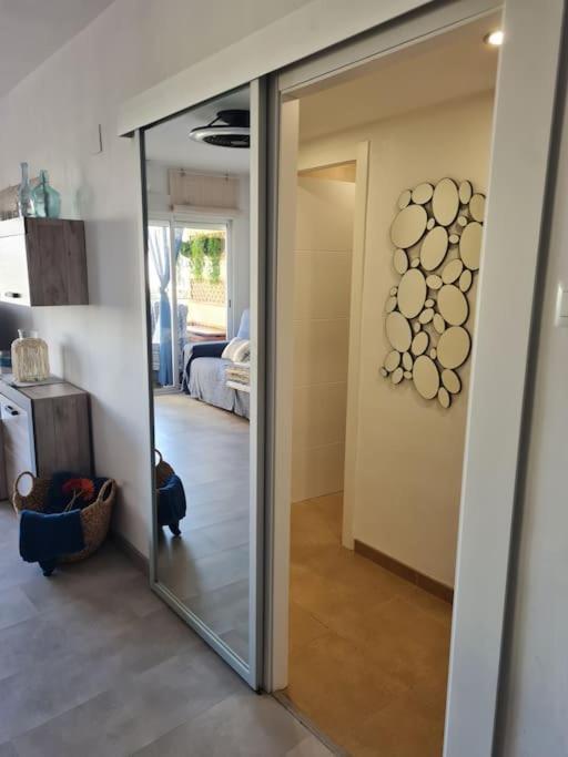 Apartamento Mediterraneo Tranquilo Y Familiar Lejlighed Valencia Eksteriør billede