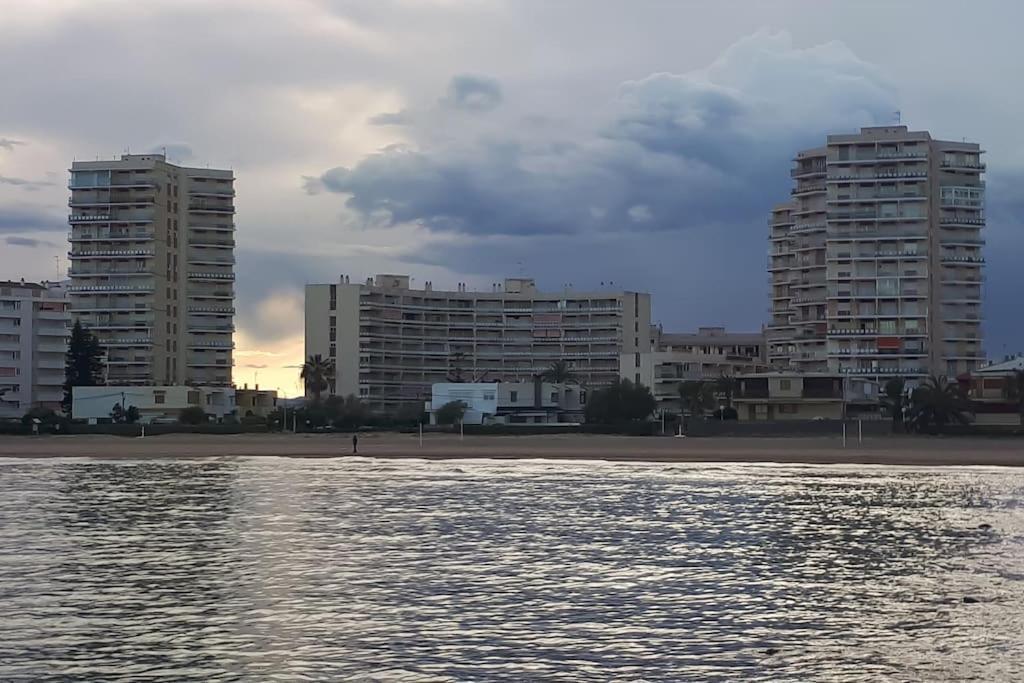 Apartamento Mediterraneo Tranquilo Y Familiar Lejlighed Valencia Eksteriør billede